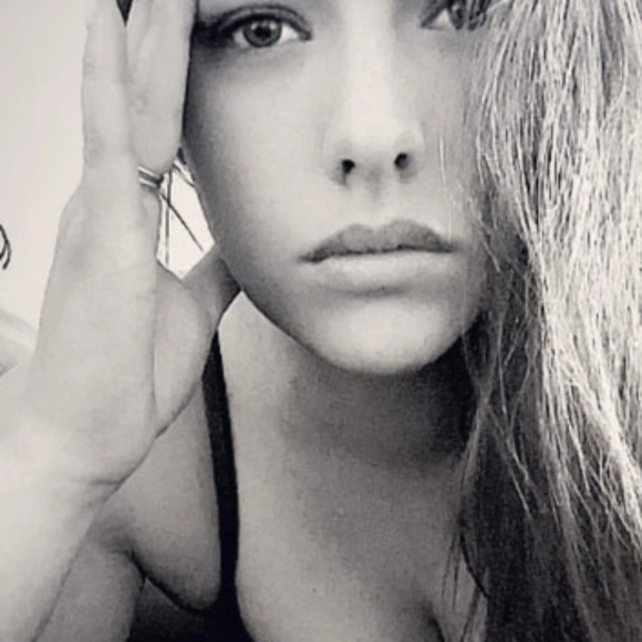 nesstinari85